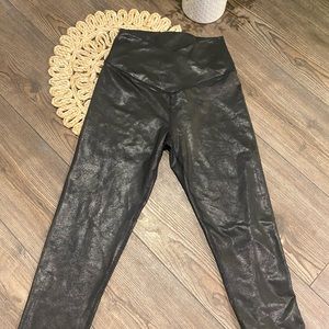 Aerie Offline faux leather leggings
